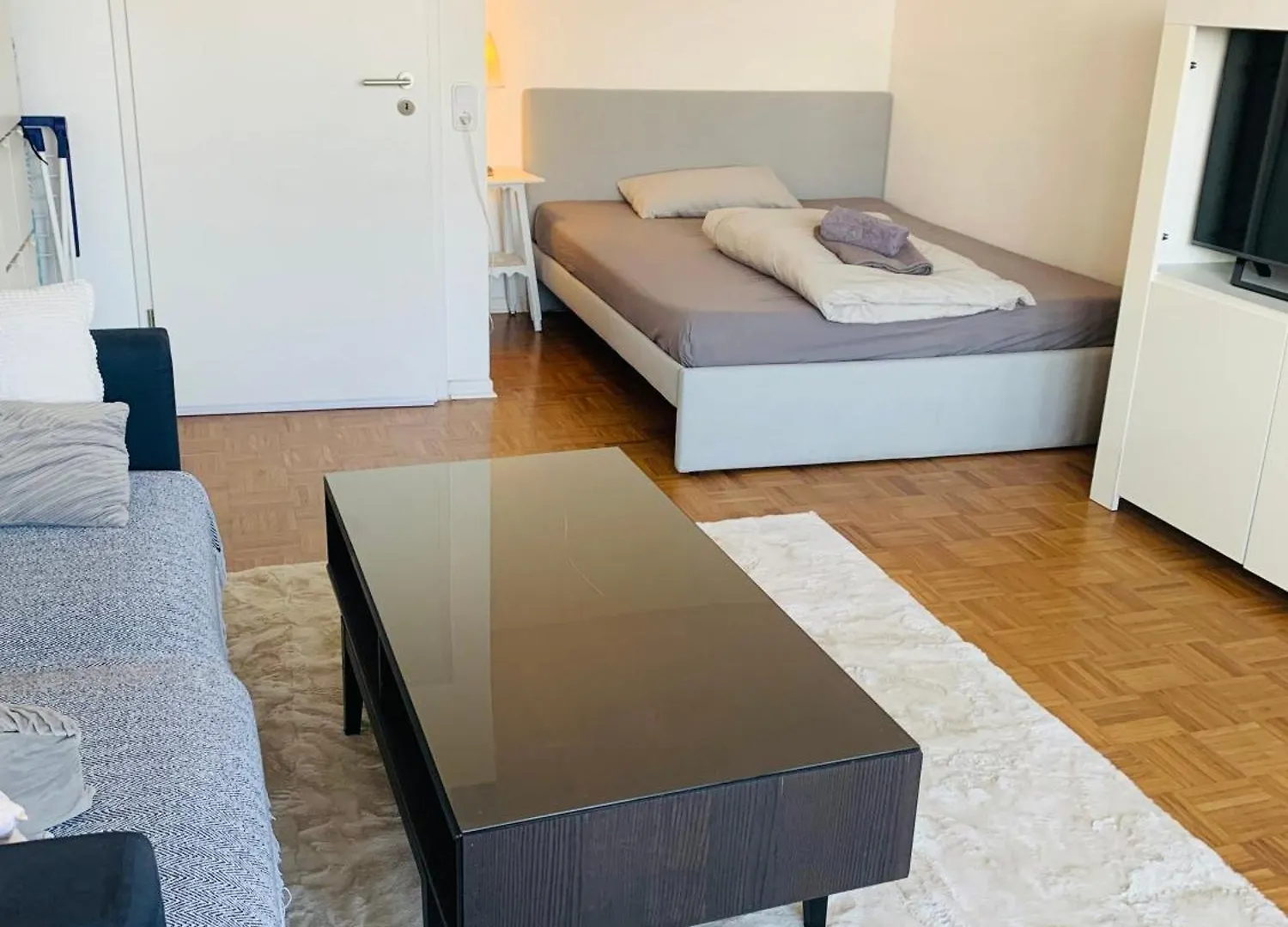 Business Messe Apartment & Wellness Spa Dusseldorf Germany